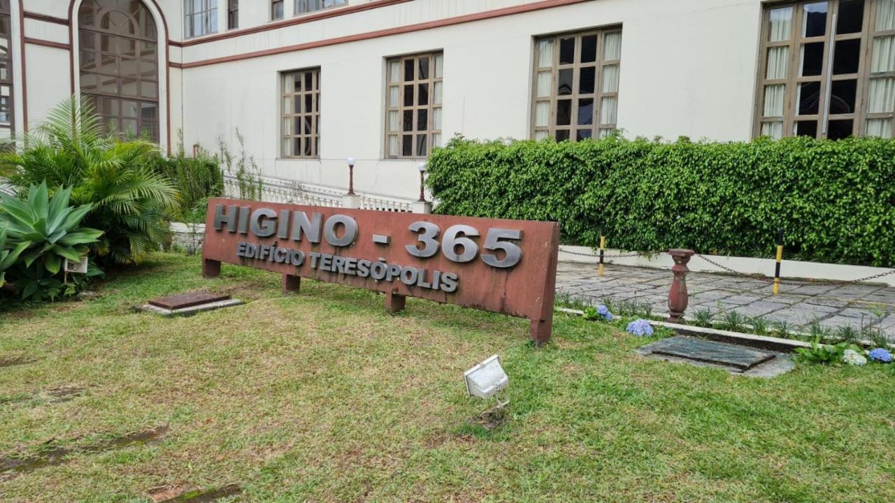 Estudio 325